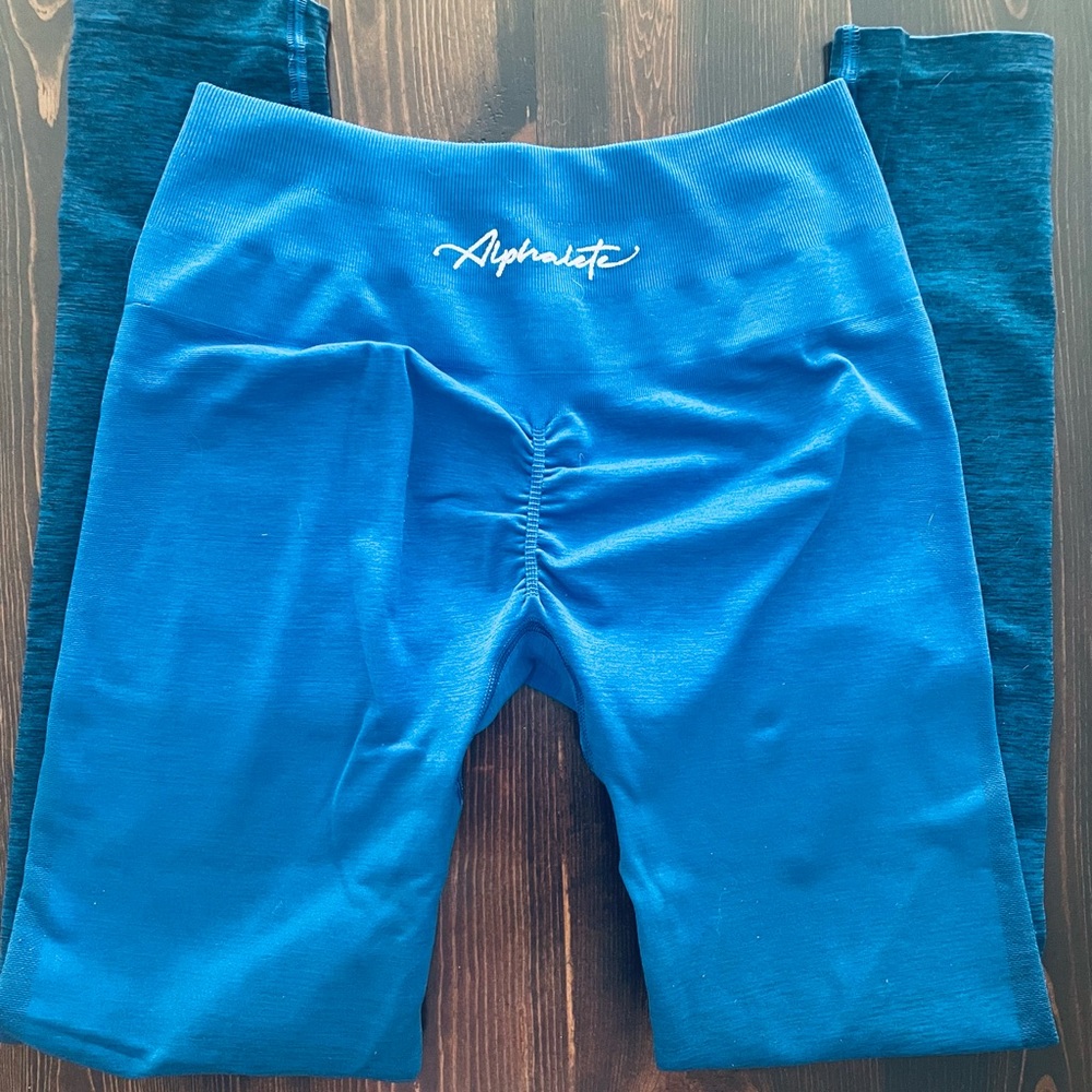 Alphalete leggings